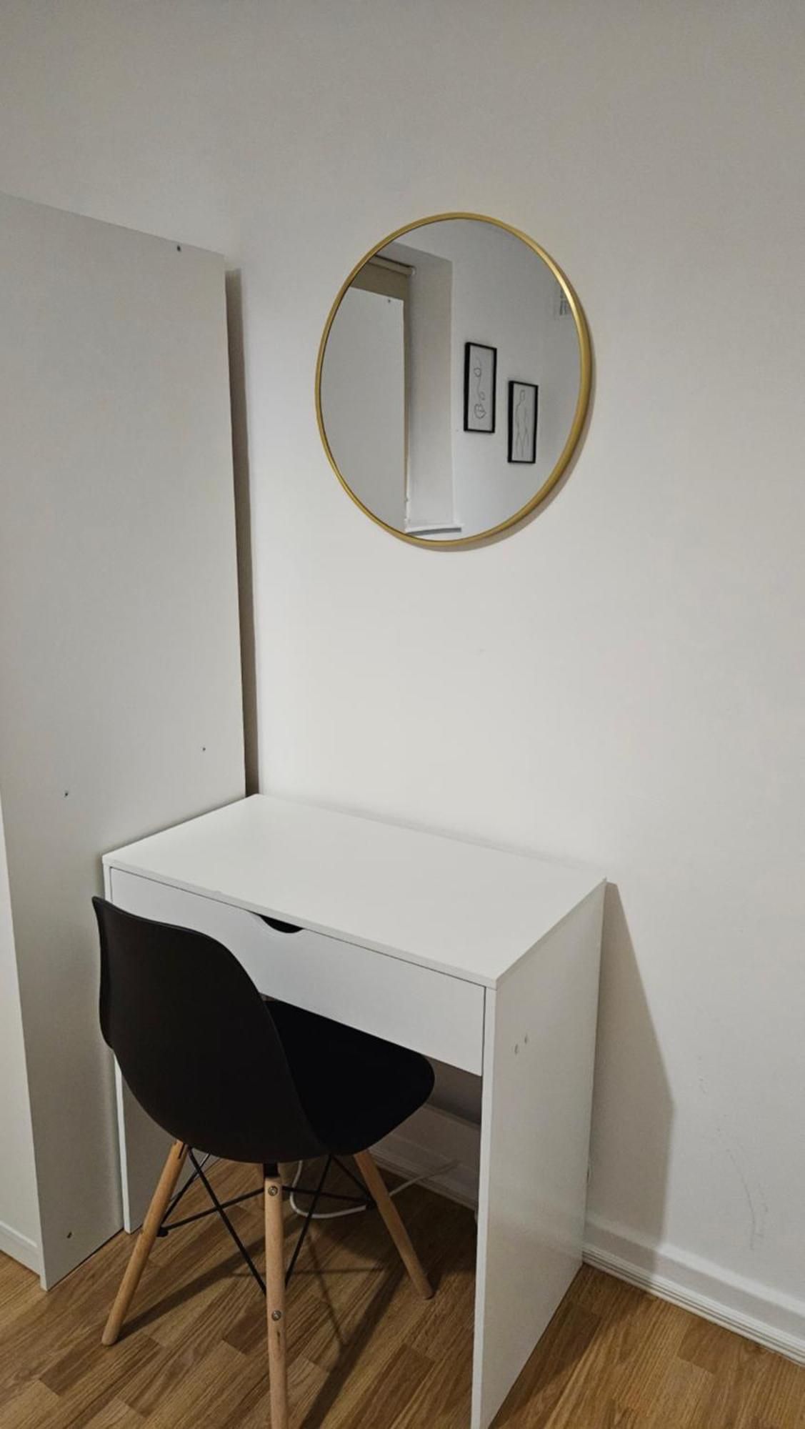 Spacious Two Bedroom Apartment In Battersea, Free Parking London Ngoại thất bức ảnh