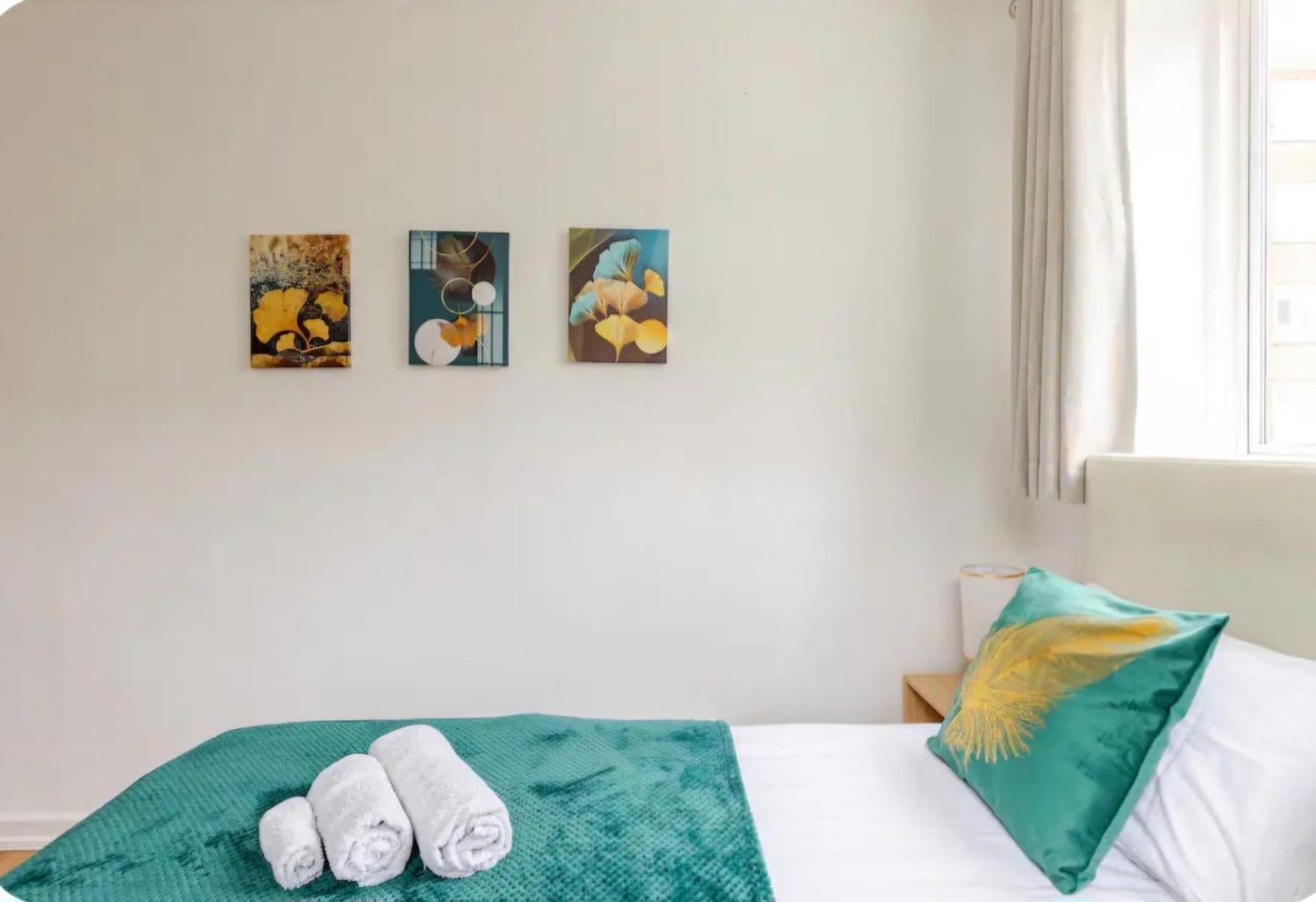 Spacious Two Bedroom Apartment In Battersea, Free Parking London Ngoại thất bức ảnh